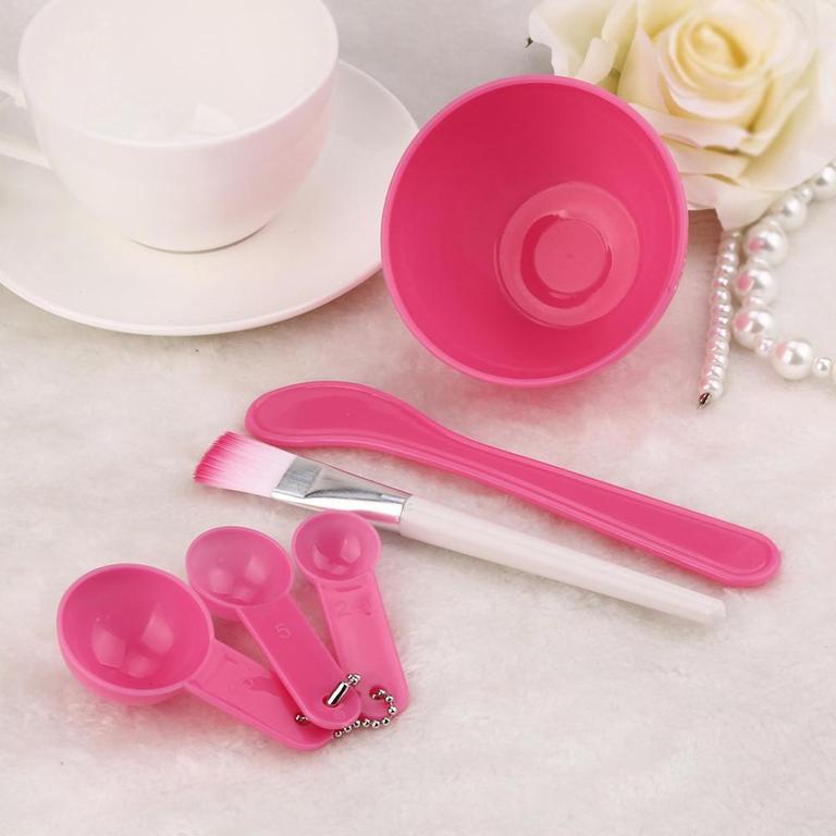 4-in-1 DIY Bowl Set for Mixing Facial Masks with Brush, Spoon, and Stick Tools - 3