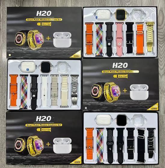 i20 Ultra Max 7-in-1 Smart Watch Set with Earbuds – T900 Ultra, Wireless Charger, and Golden Strap | Complete 10-in-1 Combo - 6