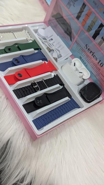 CROWN S800 10 IN 1 WATCH + 7 STRAPES MULTI COLOURS & AIR PODS PRO 2 AMOLED DISPLAY - 1