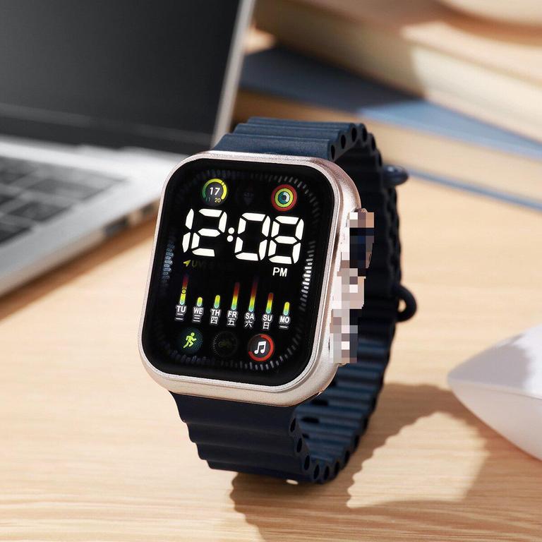 Stylish Square Analog Watch 4
