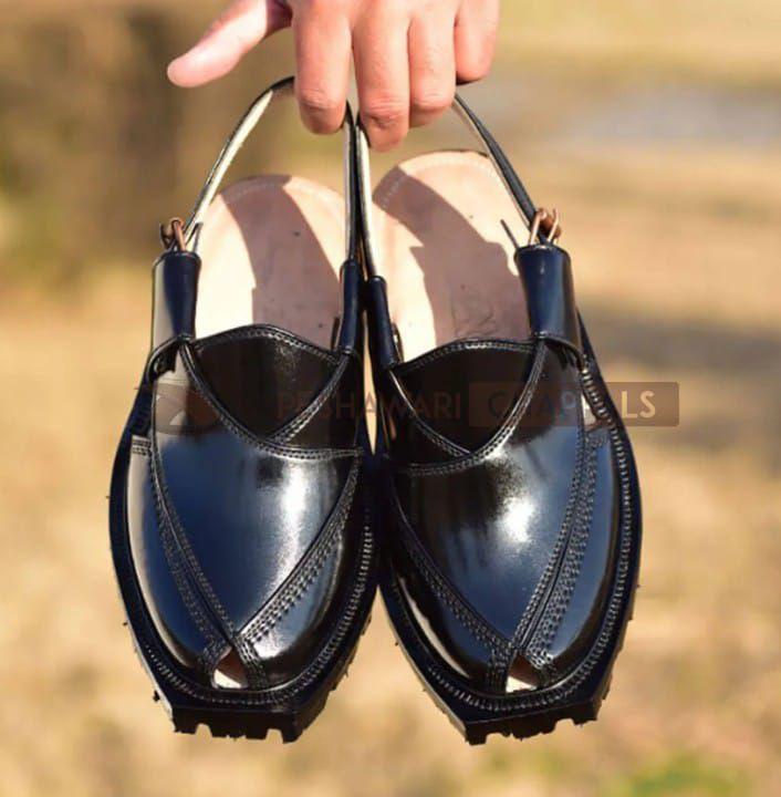 A new design of Peshawari chappal 2025 traditional design for boys and men which is very soft comfortable lightweight and a n attractive design which is also very soft and comfortable - 3