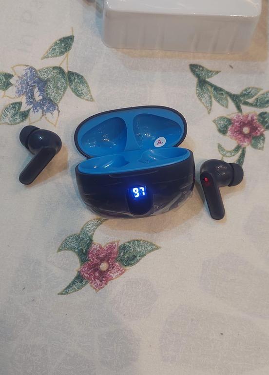 TWS Wireless Earbuds Image 5